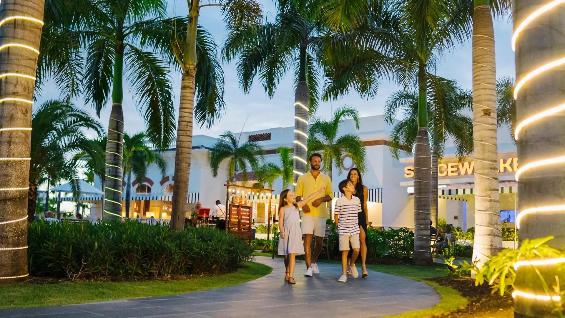 Nickelodeon Resort Punta Cana 5*,